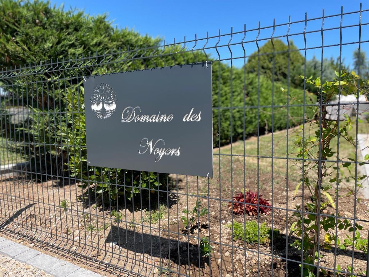 *** Domaine Des Noyers - Proche Centre Ville Châteauneuf-sur-Loire 外观 照片