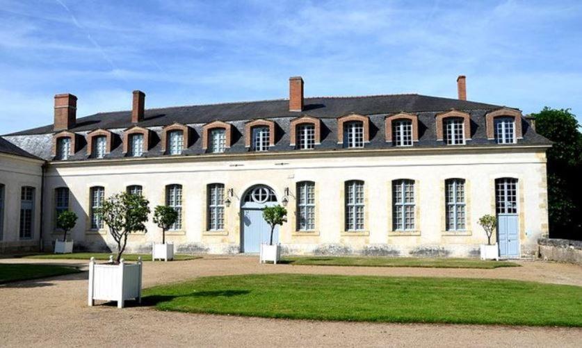 *** Domaine Des Noyers - Proche Centre Ville Châteauneuf-sur-Loire 外观 照片